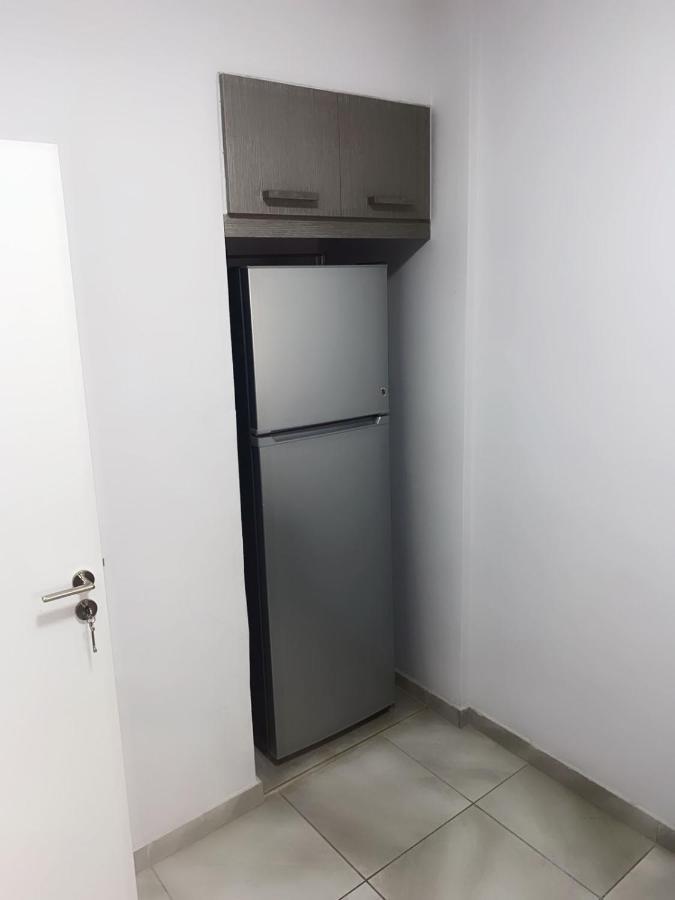 Paradise Promenade Apartment, 2Min Distance From Larnaca Marina Exterior photo